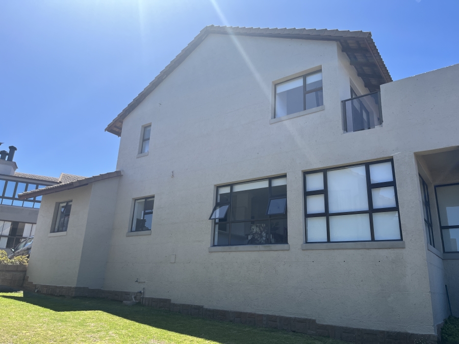 3 Bedroom Property for Sale in Mossel Bay Golf Estate Western Cape